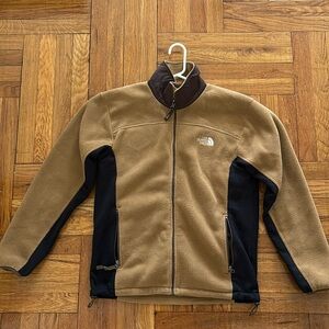 The North Face Mens’s Tan Long Sleeve Fleece Jacket